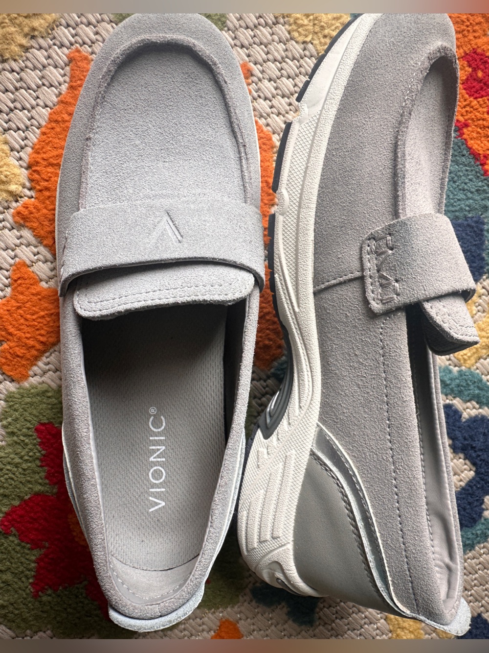 Vionic Walk Roam Suede Slip-On Loafers Light Gray Women’s Size 8 NWOT - Picture 7 of 8
